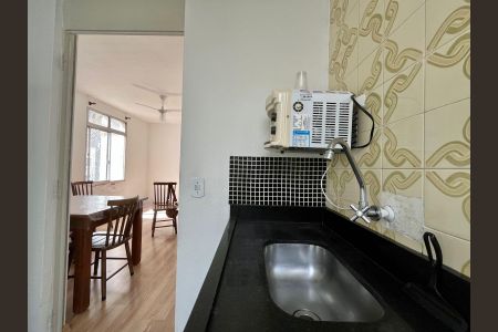 Apartamento à venda com 55m², 2 quartos e 1 vagaCozinha