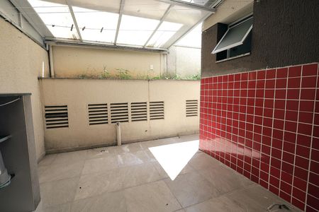 Apartamento à venda com 84m², 2 quartos e 2 vagasÁrea de serviço e Quintal