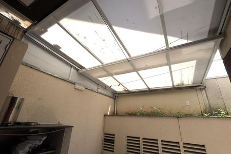 Apartamento à venda com 84m², 2 quartos e 2 vagasÁrea de serviço e Quintal