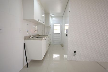 Apartamento à venda com 84m², 2 quartos e 2 vagasCozinha