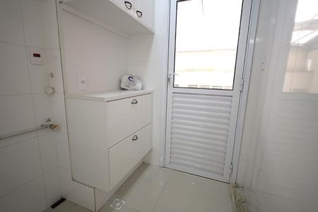 Apartamento à venda com 84m², 2 quartos e 2 vagasCozinha