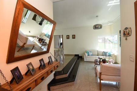 Casa para alugar com 311m², 3 quartos e 5 vagasHall de entrada