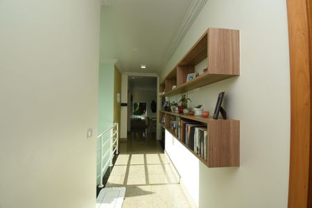 Casa para alugar com 311m², 3 quartos e 5 vagasCorredor