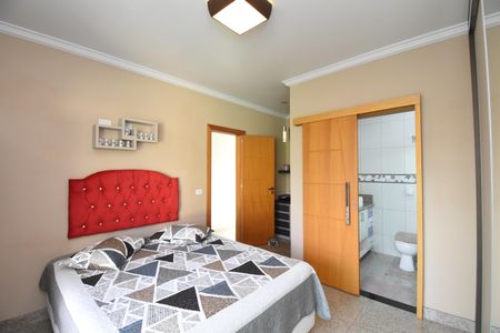 Casa para alugar com 311m², 3 quartos e 5 vagasSuíte 1