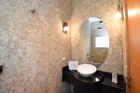 Casa para alugar com 311m², 3 quartos e 5 vagasLavabo