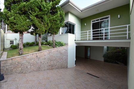 Casa para alugar com 311m², 3 quartos e 5 vagasÁrea externa