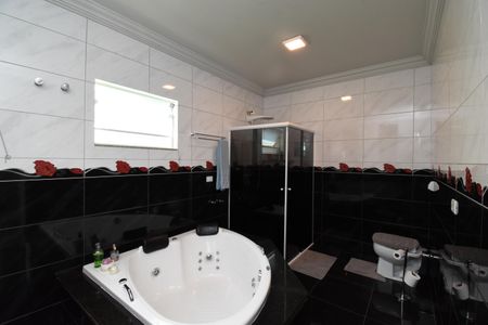 Casa para alugar com 311m², 3 quartos e 5 vagasBanheiro da Suíte 2