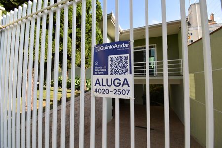 Casa para alugar com 311m², 3 quartos e 5 vagasPlaquinha