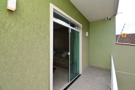 Casa para alugar com 311m², 3 quartos e 5 vagasSacada da Sala