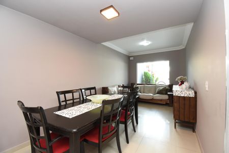 Sala de casa para alugar com 3 quartos, 190m² em Santa Felicidade, Curitiba