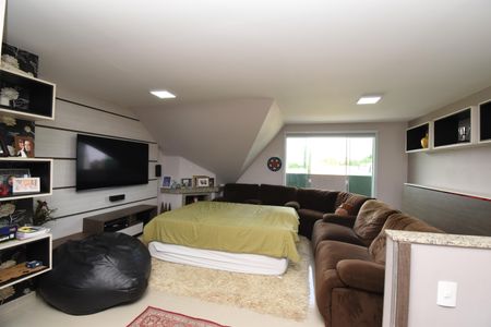 Casa para alugar com 190m², 3 quartos e 2 vagasÁtico