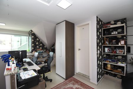 Casa para alugar com 190m², 3 quartos e 2 vagasÁtico