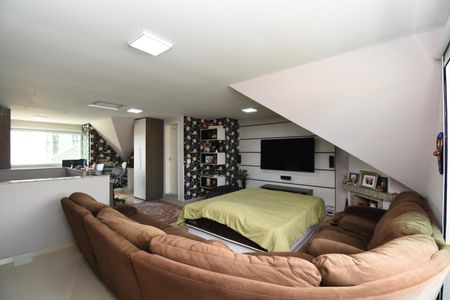 Casa para alugar com 190m², 3 quartos e 2 vagasÁtico