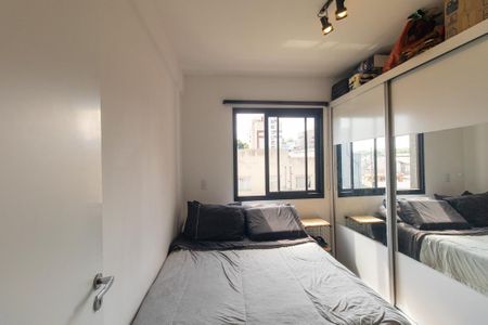 Quarto  de apartamento à venda com 1 quarto, 28m² em Santa Quiteria, Curitiba