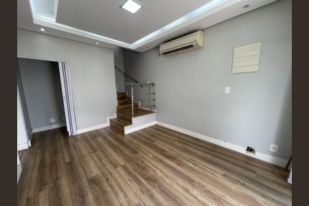 Sala 1 de casa à venda com 4 quartos, 180m² em Jaguaré, São Paulo