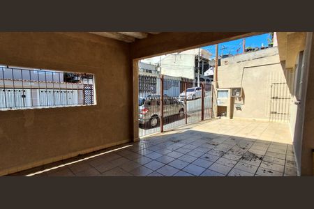 Casa para alugar com 127m², 2 quartos e 3 vagas Casa para alugar com 127m², 2 quartos e 3 vagasGaragem