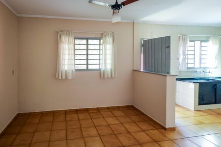 Casa para alugar com 235m², 3 quartos e 3 vagas