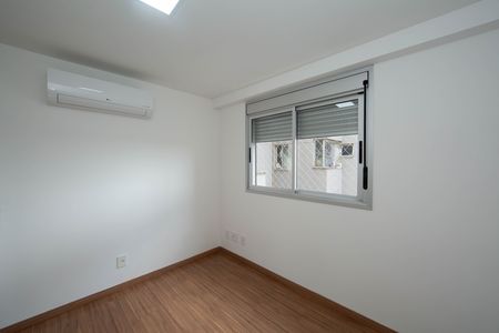 Apartamento à venda com 85m², 3 quartos e 4 vagasQuarto 3