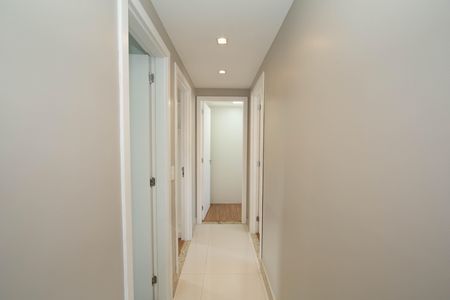 Apartamento à venda com 85m², 3 quartos e 4 vagasCorredor