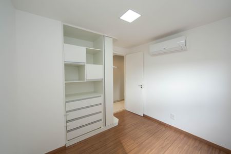 Apartamento à venda com 85m², 3 quartos e 4 vagasQuarto 3