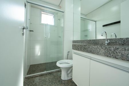 Apartamento à venda com 85m², 3 quartos e 4 vagasBanheiro da Suíte