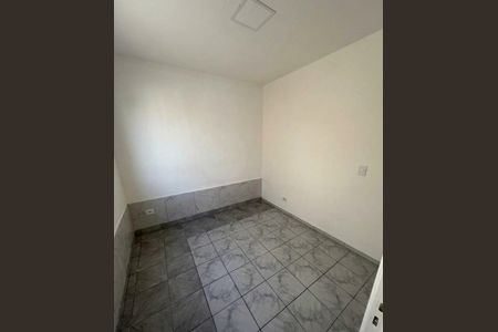 Quarto de casa para alugar com 2 quartos, 40m² em Vila Ipojuca, São Paulo