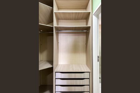 Apartamento à venda com 67m², 2 quartos e 2 vagasCloset da suíte