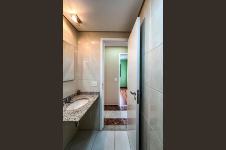 Apartamento à venda com 67m², 2 quartos e 2 vagasBanheiro