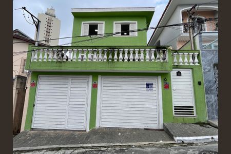 Casa para alugar com 100m², 1 quarto e 1 vaga Casa para alugar com 100m², 1 quarto e 1 vagaFachada
