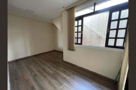 Casa para alugar com 100m², 1 quarto e 1 vaga Casa para alugar com 100m², 1 quarto e 1 vagaSala