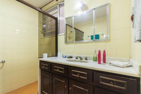 Apartamento à venda com 122m², 3 quartos e 2 vagasBanheiro Suíte