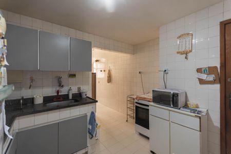 Apartamento à venda com 122m², 3 quartos e 2 vagasCozinha