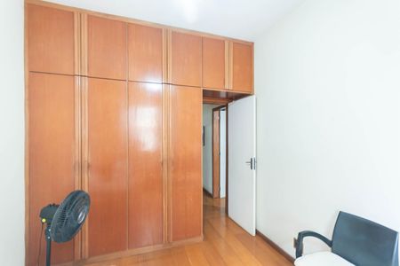 Apartamento à venda com 122m², 3 quartos e 2 vagasQuarto 2