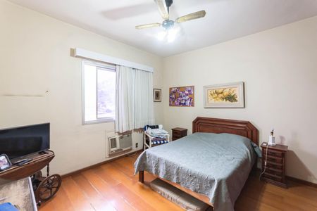 Apartamento à venda com 122m², 3 quartos e 2 vagasSuíte