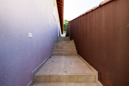 Casa de condomínio para alugar com 262m², 4 quartos e 3 vagas Casa de condomínio para alugar com 262m², 4 quartos e 3 vagasEntrada