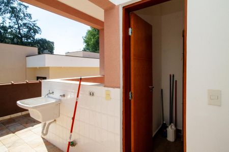 Casa de condomínio para alugar com 262m², 4 quartos e 3 vagas Casa de condomínio para alugar com 262m², 4 quartos e 3 vagasLavanderia