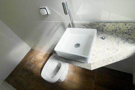 Casa de condomínio para alugar com 262m², 4 quartos e 3 vagas Casa de condomínio para alugar com 262m², 4 quartos e 3 vagasBanheiro Externo