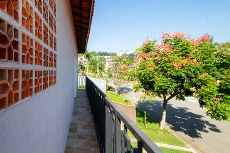 Casa de condomínio para alugar com 262m², 4 quartos e 3 vagas Casa de condomínio para alugar com 262m², 4 quartos e 3 vagasVaranda