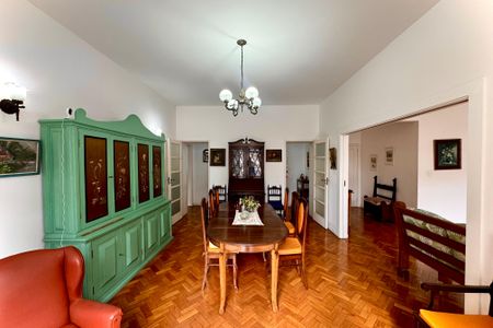 Apartamento à venda com 140m², 3 quartos e 1 vaga