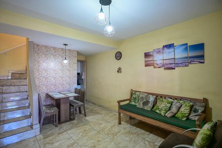 Sala de casa para alugar com 2 quartos, 75m² em Jardim Catanduva, São Paulo