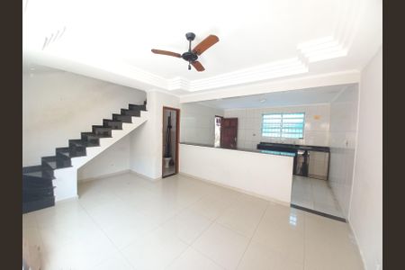 Casa para alugar com 2 quartos, 77m² em Catiapoã, São Vicente