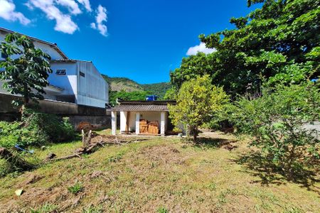 Casa para alugar com 800m², 2 quartos e 2 vagasQuintal