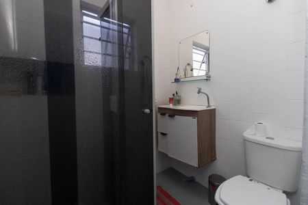 Banheiro de casa à venda com 3 quartos, 90m² em Vila Paulistana, São Paulo