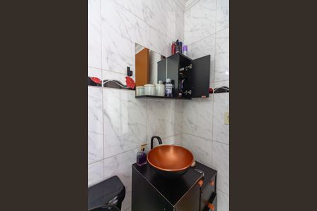 Apartamento à venda com 60m², 2 quartos e 1 vaga Apartamento à venda com 60m², 2 quartos e 1 vagaBanheiro