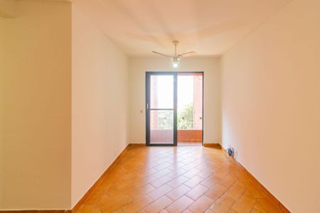 Sala de apartamento para alugar com 3 quartos, 64m² em Vila do Castelo, São Paulo