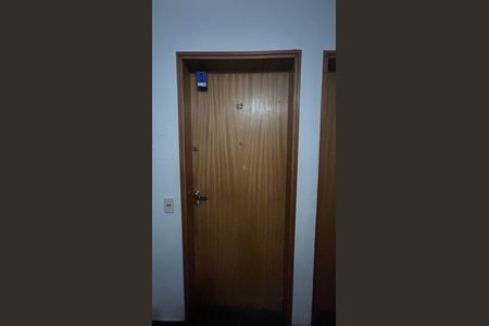 Apartamento para alugar com 64m², 3 quartos e 1 vaga Apartamento para alugar com 64m², 3 quartos e 1 vagaLockbox