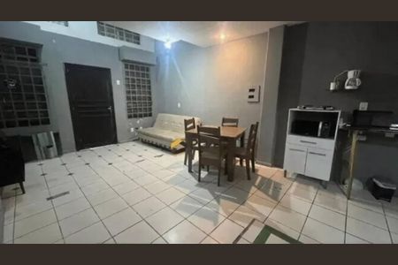 Sala / Cozinha  de casa à venda com 3 quartos, 100m² em Centro Histórico, Porto Alegre