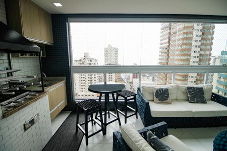 Apartamento para alugar com 131m², 3 quartos e 2 vagas Apartamento para alugar com 131m², 3 quartos e 2 vagasVaranda