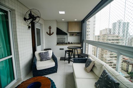 Apartamento para alugar com 131m², 3 quartos e 2 vagas Apartamento para alugar com 131m², 3 quartos e 2 vagasVaranda