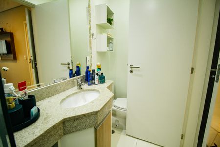 Apartamento para alugar com 131m², 3 quartos e 2 vagas Apartamento para alugar com 131m², 3 quartos e 2 vagasBanheiro da Suíte 2